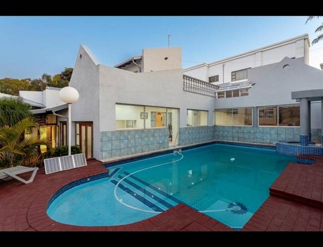 5 BEDROOM HOUSE FOR SALE IN BASSONIA